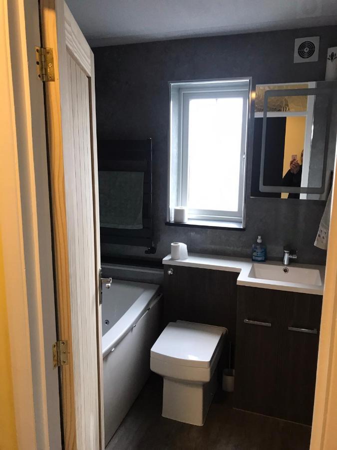 Double Room Next To Burnham Elizabeth Line Station Slough Exteriér fotografie
