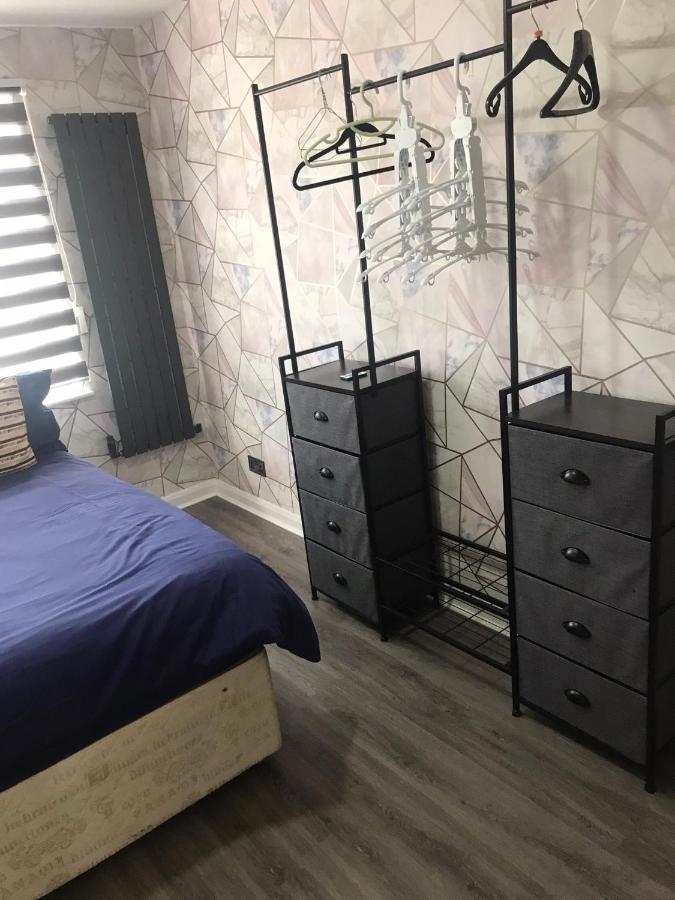 Double Room Next To Burnham Elizabeth Line Station Slough Exteriér fotografie